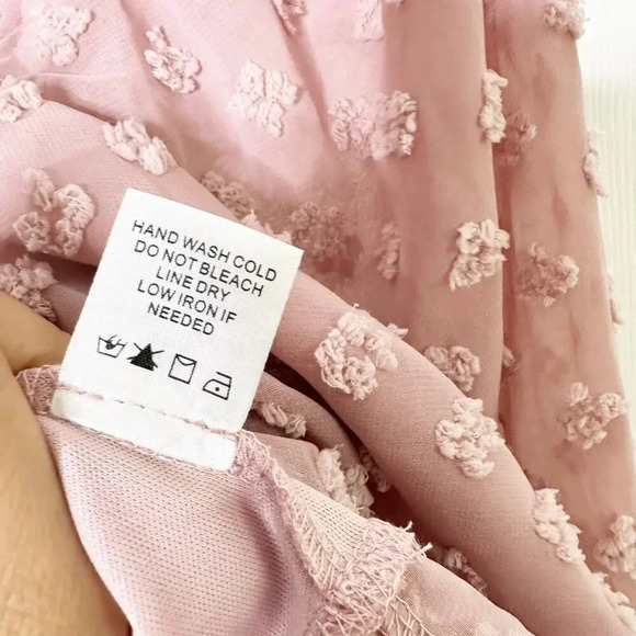 ALTAR'D STATE Size XS Crop Top Dusty Pink Long Sleeve Textured Floral Polka Dot - Picture 5 of 6